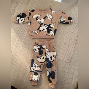 Disney Baby Matching Set 12M